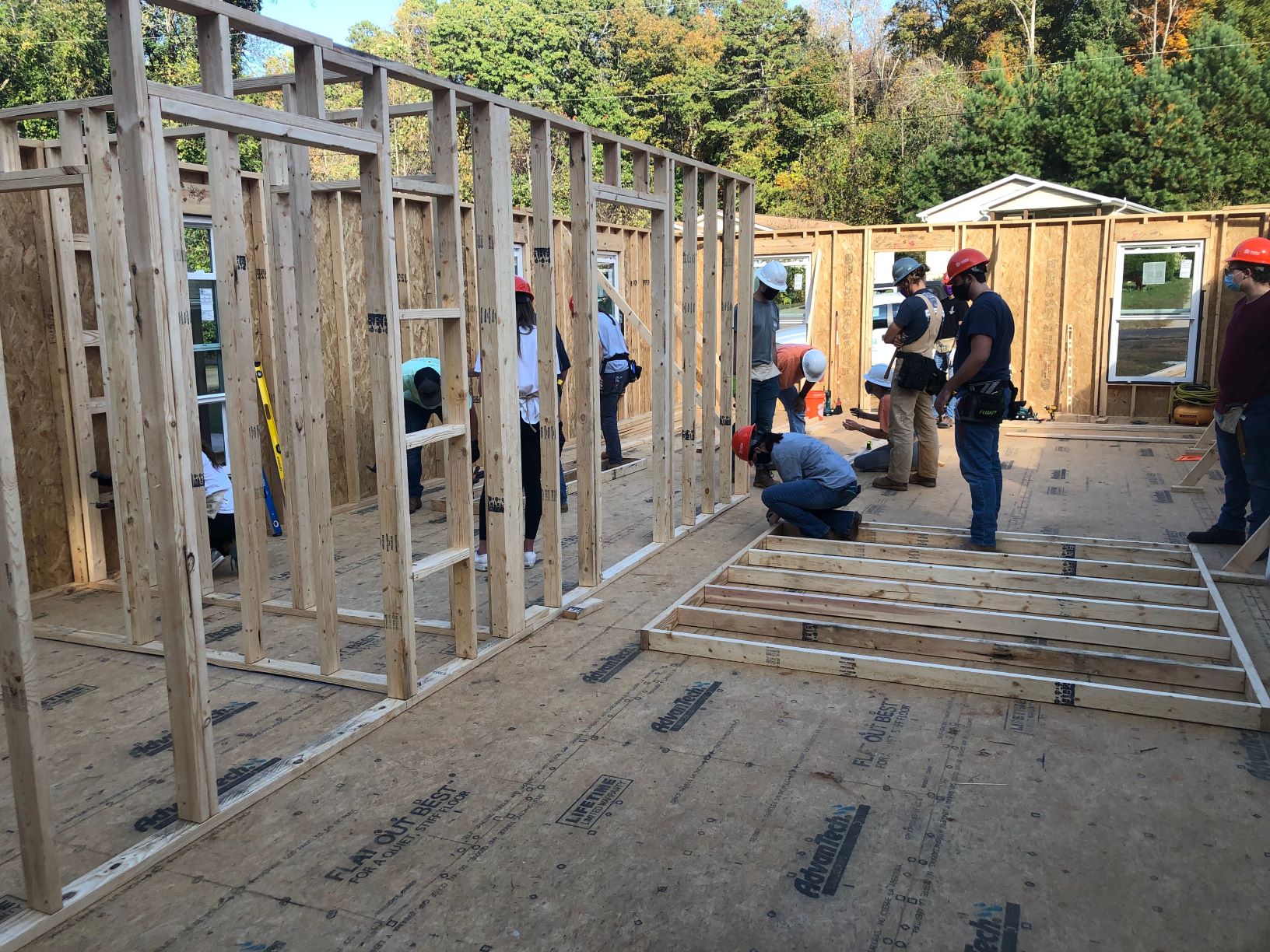 Load Star Trusses Donated to Clemson Homecoming Habitat Build Project